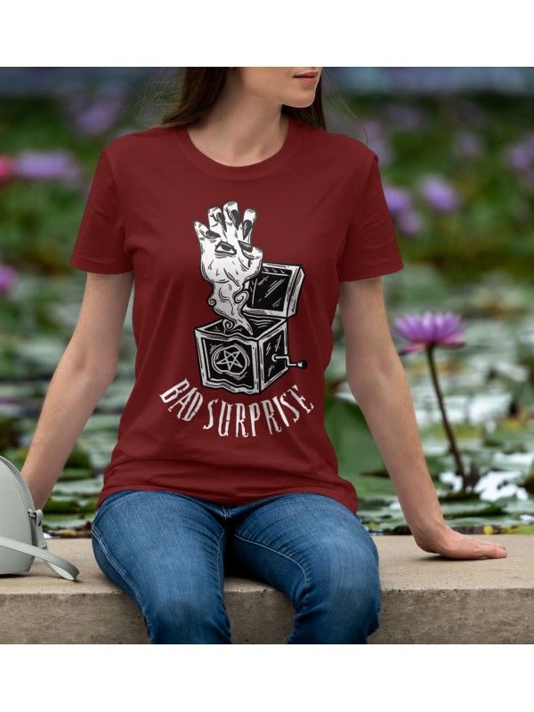 Дамска тениска Madcolors Apparel - Bad Surprise BAD00002 Дамска тениска Madcolors Apparel - Bad Surprise